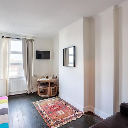 伦敦Entire Luxurious Flat Sleeps 4 Persons公寓 外观 照片