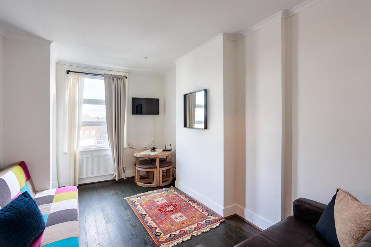 伦敦Entire Luxurious Flat Sleeps 4 Persons公寓 外观 照片